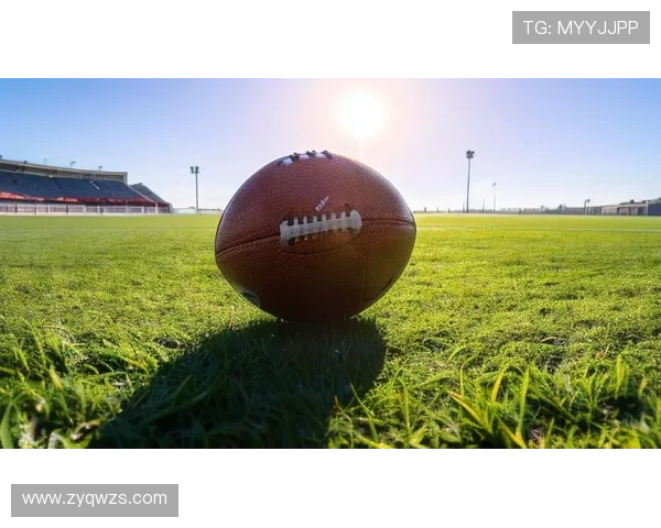 与足球明星的浪漫爱情故事：从绿茵场到心灵深处的甜蜜旅程