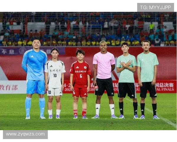 不爱训练的足球明星们如何在赛场上依然闪耀光芒与成就辉煌 不爱训练的足球明星们如何在赛场上依然闪耀光芒与成就辉煌