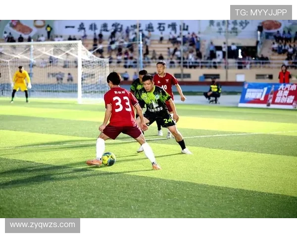 从小练就的足球天才如何在绿茵场上闪耀光芒