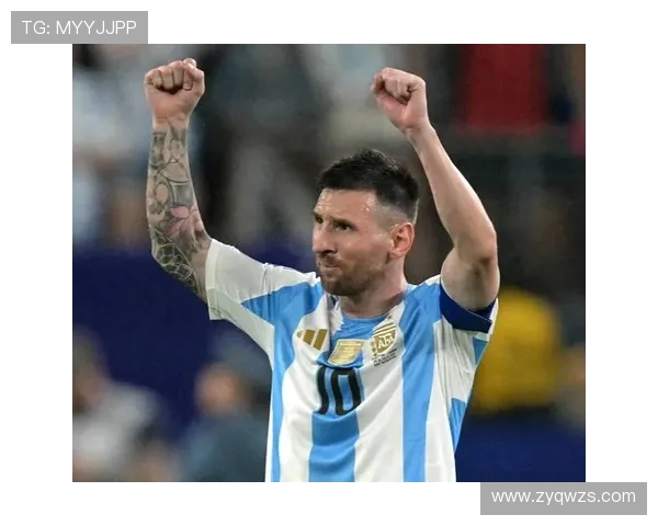 元老级足球明星重聚赛场再战青春激情引发球迷热潮 元老级足球明星重聚赛场再战青春激情引发球迷热潮